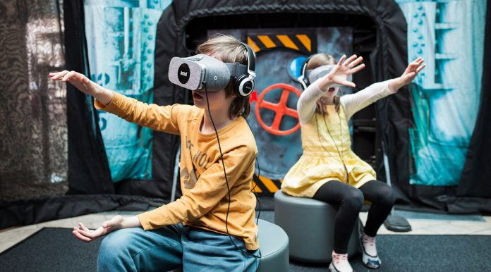 Augmented Reality vs. Virtual Reality | Chronicle week