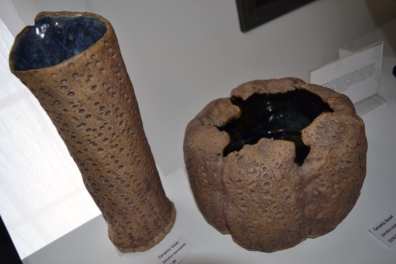 An urchin-stamped vase and bowl. (Christine LaPado-Breglia photo)
