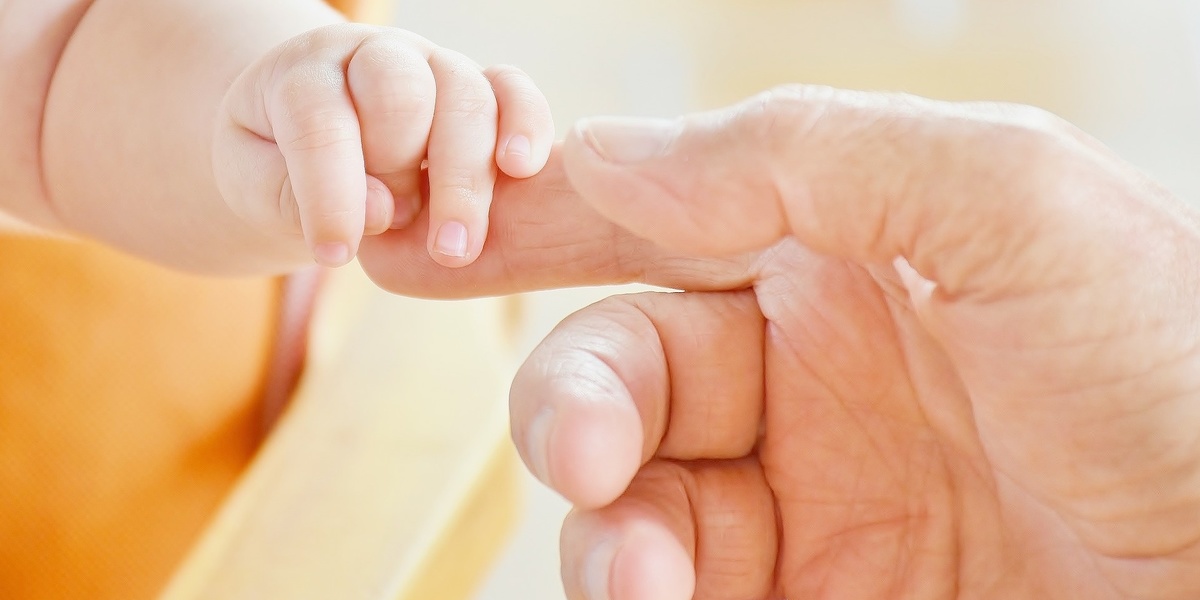 Study finds sense of touch develops before birth | Big Think