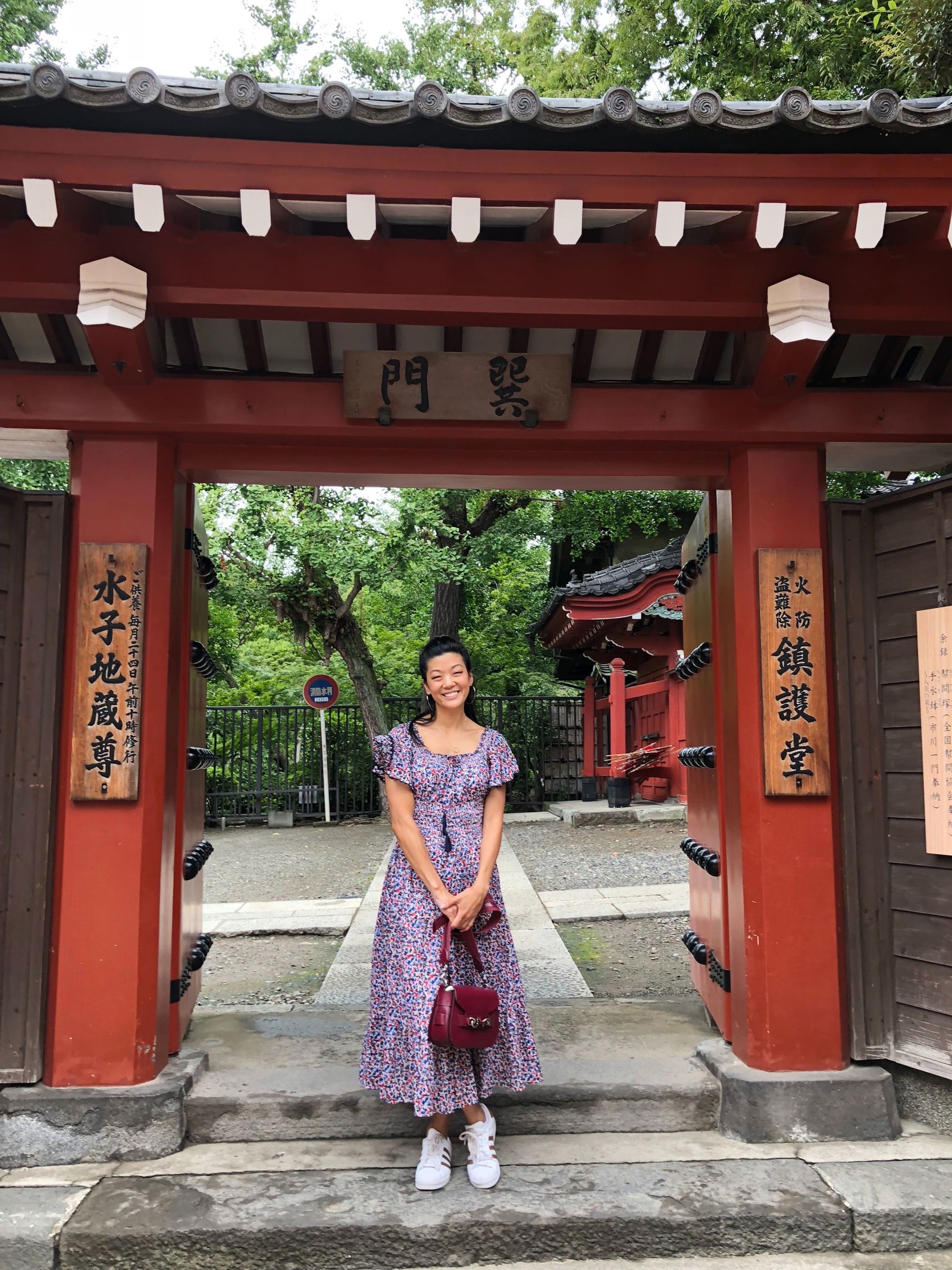 Michelle Lee In Tokyo entrance