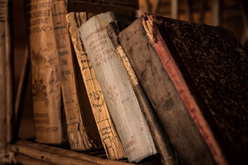 Why Old Books Smell Good