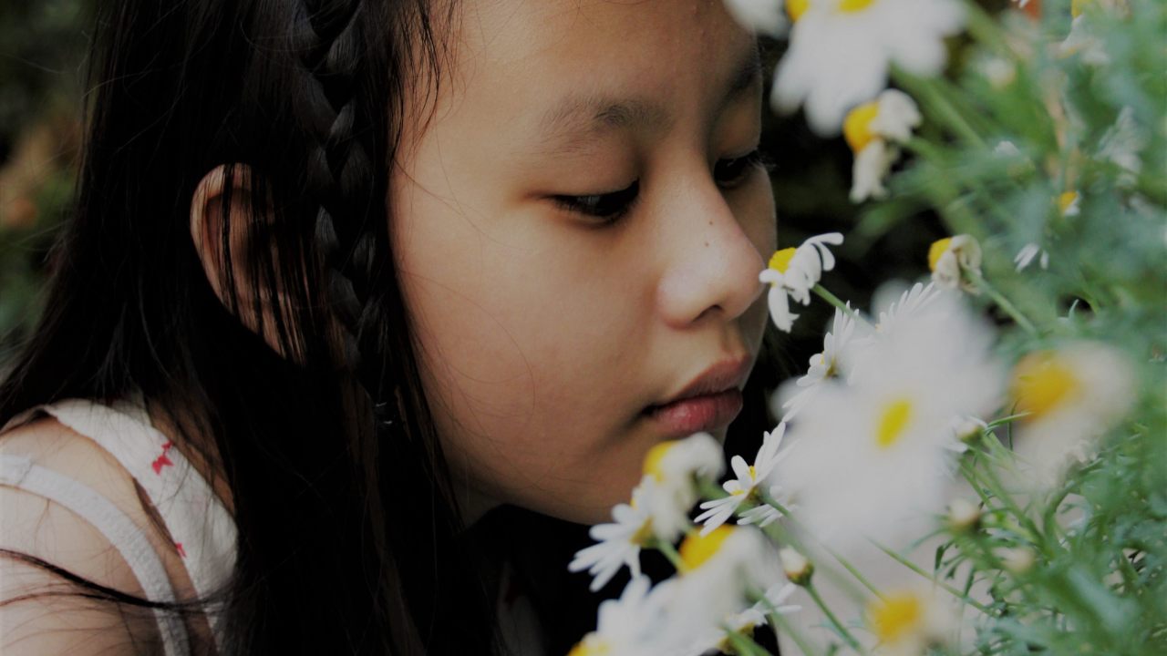 Five quick and simple ways you can improve your sense of smell | Firstpost