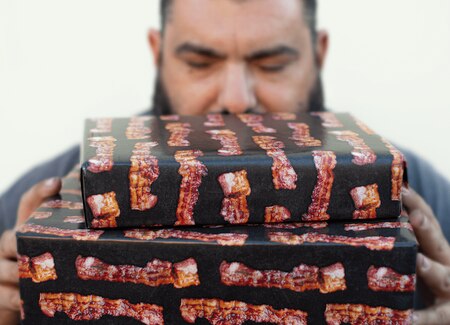 Bacon-scented wrapping paper is a thing: Here’s how to get it | pennlive.com