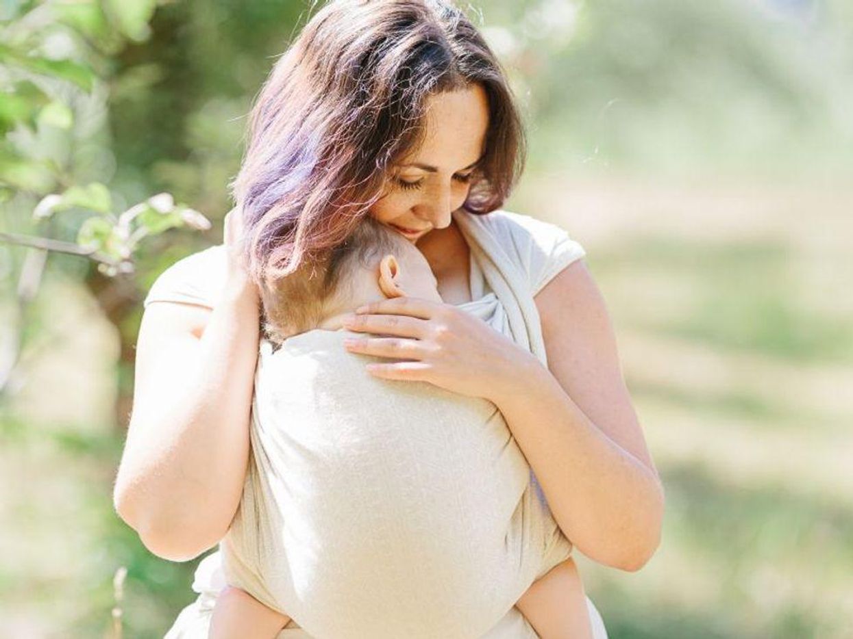 T-Shirt Study Shows Importance of Mom’s Smell to Bond With Baby | Consumer Healthday
