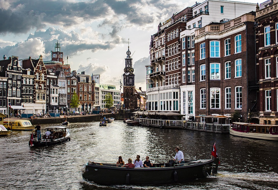 Anglia Ruskin University: Follow your nose with smelly tour of Amsterdam | India Education Diary