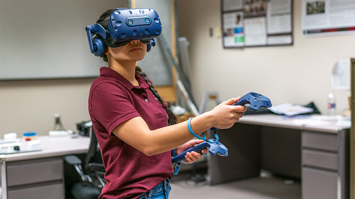 Texas A&M researchers find adding to virtual reality may ease astronauts’ stress | EurekAlert!