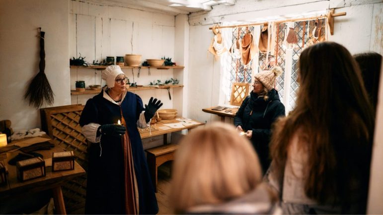 One gentleman of aroma – Shakespeare’s Birthplace’s latest tour | Stratford Observer