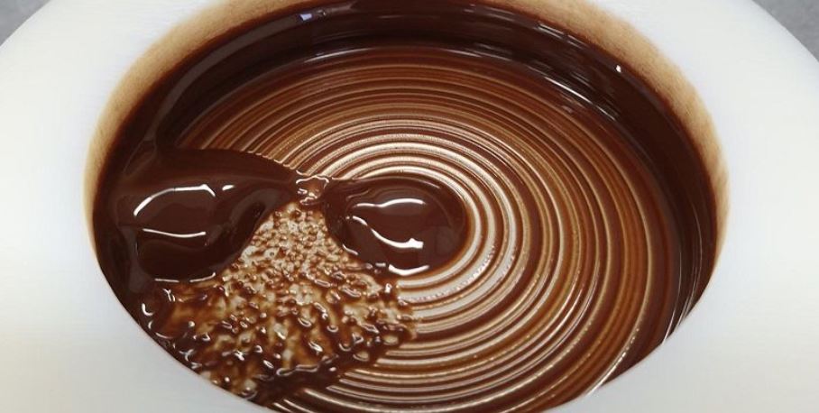 Why chocolate feels so good? It’s down to lubrication | Leeds.ac.uk